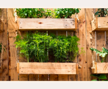 8 Vertical Pallet Garden Ideas