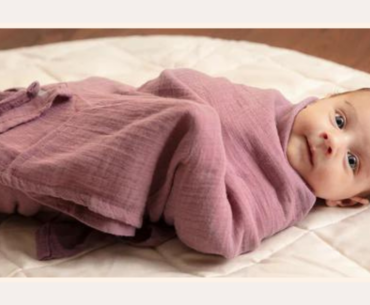 do's and don'ts of swaddling